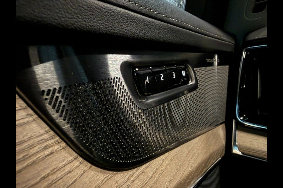 Volvo XC90 T8 Hybride Plus Dark 21 inch 7 Zits All Black 455pk 360 camera