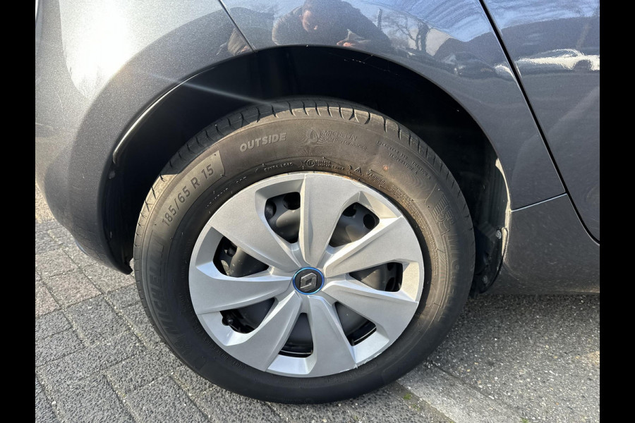Renault ZOE R110 Life 52 kWh KOOPACCU | 3 FASE LADER | STOELVERWARMING | CLIMATE CONTROL | FULL LED |  APPLE / ANDROID CARPLAY | PAS 25000KM ! | RIJKLAAR GELEVERD MET 12 MND BOVAG GARANTIE |