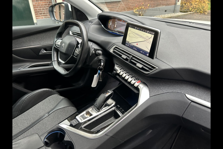 Peugeot 3008 1.2 130pk Automaat Allure Navi, Carplay, Trekhaak, Camera