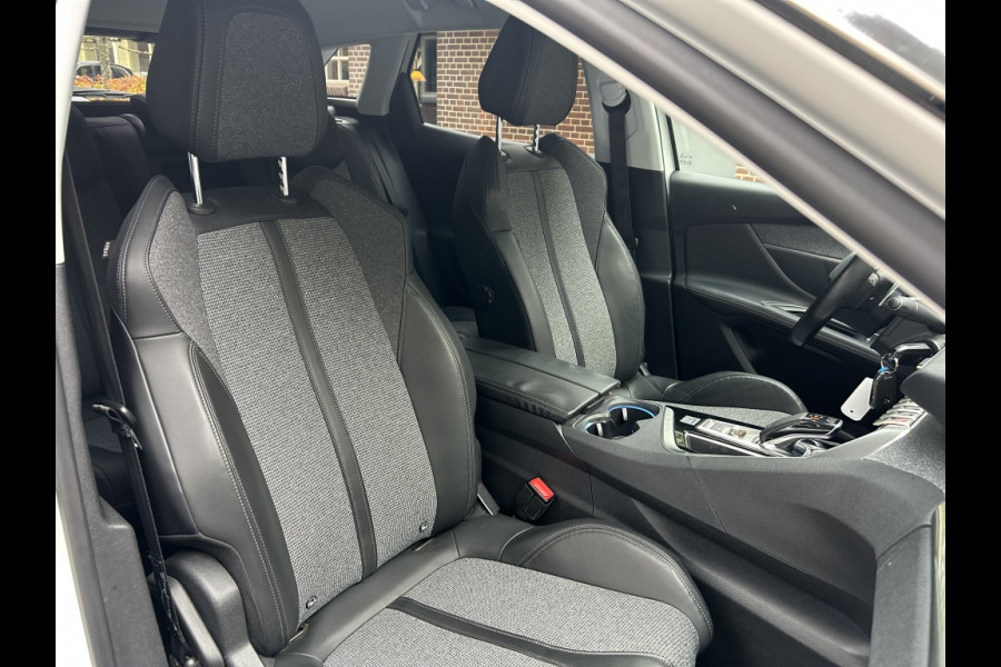 Peugeot 3008 1.2 130pk Automaat Allure Navi, Carplay, Trekhaak, Camera