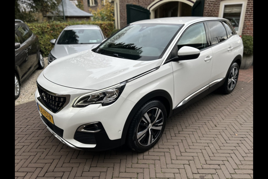 Peugeot 3008 1.2 130pk Automaat Allure Navi, Carplay, Trekhaak, Camera