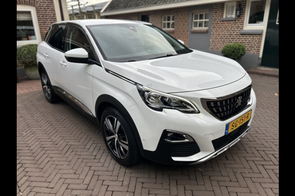 Peugeot 3008 1.2 130pk Automaat Allure Navi, Carplay, Trekhaak, Camera