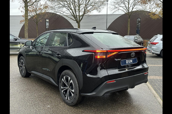 Toyota Bz4x Active 71 kWh 3 FASE| NIEUWE AUTO!!| 10 JAAR VOLLEDIGE FABRIEKSGARANTIE TOYOTA!| WARMTEPOMP| ADAPTIVE CRUISE| ACHTERUITRIJ CAMERA|