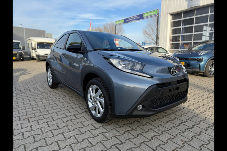 Toyota Aygo X 1.0 VVT-i S-CVT Play Automaat (BOVAG/RIJKLAARPRIJS)