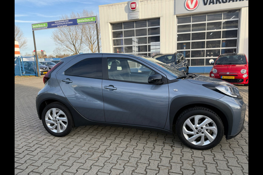 Toyota Aygo X 1.0 VVT-i S-CVT Play Automaat (BOVAG/RIJKLAARPRIJS)