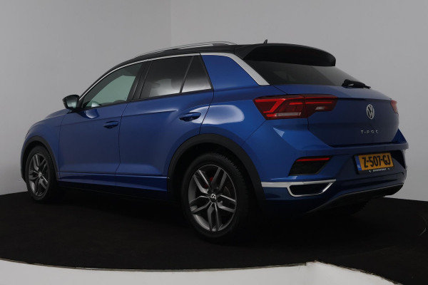 Volkswagen T-Roc 1.5 TSI Sport Business R (PANORAMADAK, STOEL/STUUR VERWARMING, DIGITALE COCKPIT, ACHTERUITRIJCAMERA)