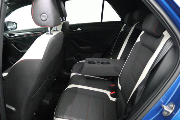 Volkswagen T-Roc 1.5 TSI Sport Business R (PANORAMADAK, STOEL/STUUR VERWARMING, DIGITALE COCKPIT, ACHTERUITRIJCAMERA)