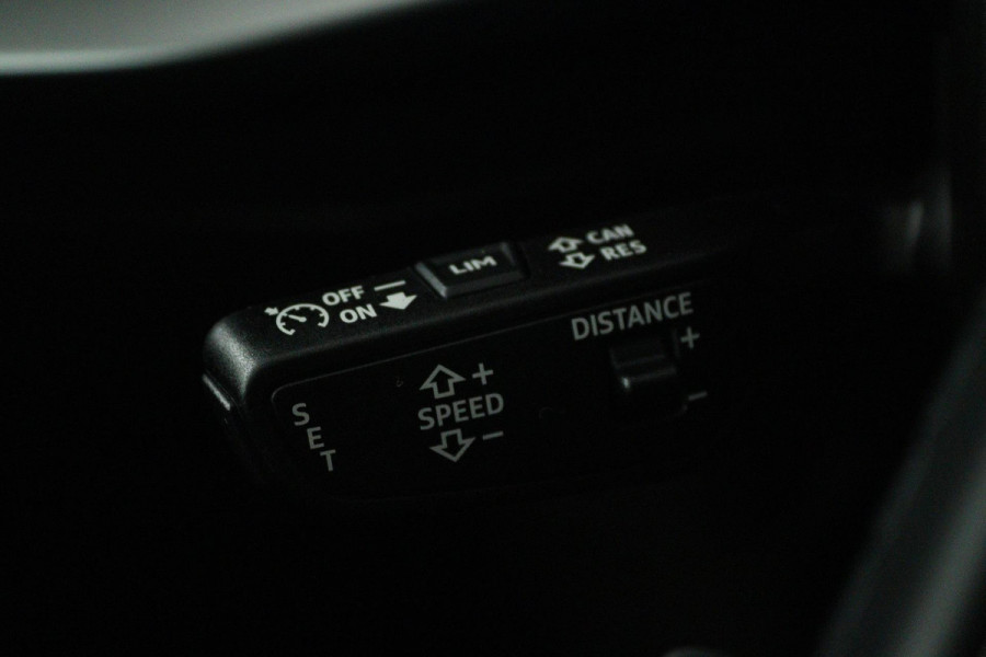 Audi A3 Sportback 30 TFSI Advanced edition (LANE-ASSIST, PARKEERSENSOREN, CRUISE CONTROL ADAPTIEF, DIGITALE COCKPIT, AUTOMAAT)