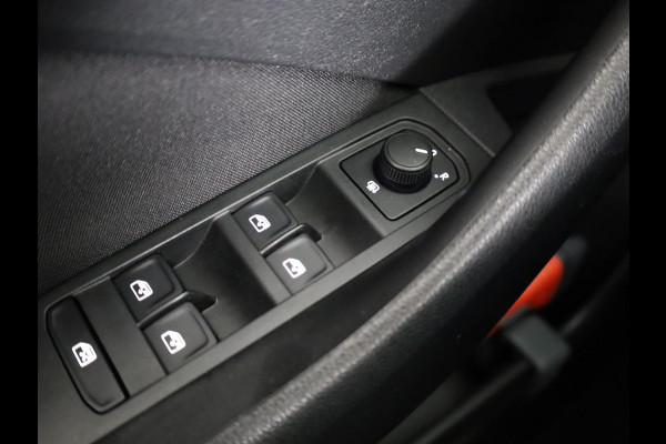 Škoda Kamiq 1.0 TSI Business Edition 110pk Automaat | Navigatie | Parkeercamera | Virtual Cockpit | Parkeersensoren voor en achter |