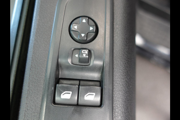 Opel Vivaro 145 pk 2.0 CDTI L3H1 Dubbele Cabine Edition Automaat Trekhaak Cruise Control Navigatie Carplay