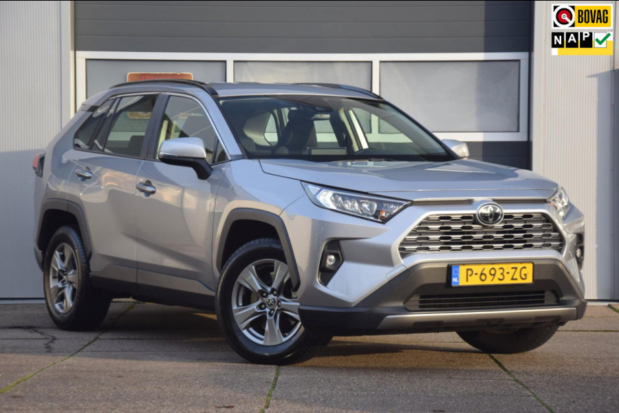 Toyota RAV4 2.0 VVT-iE Active 2000KG trekgewicht! TREKHAAK/APPLE CARPLAY/LED KOPLAMPEN