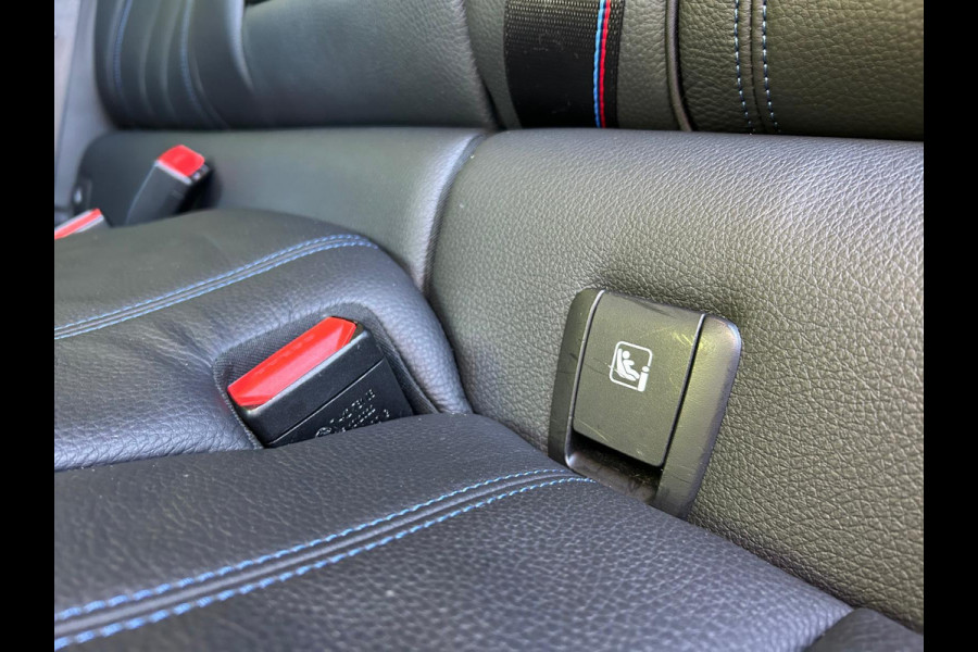 BMW 5 Serie Touring 530e xDrive BusinessEditionPlus Laser Schaalstoelen HUD !!NIEUWBINNEN!!