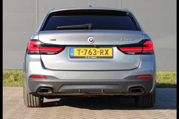 BMW 5 Serie Touring 530e xDrive BusinessEditionPlus Laser Schaalstoelen HUD !!NIEUWBINNEN!!