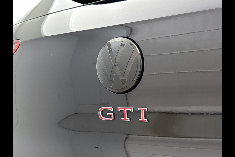 Volkswagen Golf 2.0 TSI GTI Clubsport (Panoramadak, Carplay, Camera, StoelV, SfeerV, Adapt cruise, Etc)