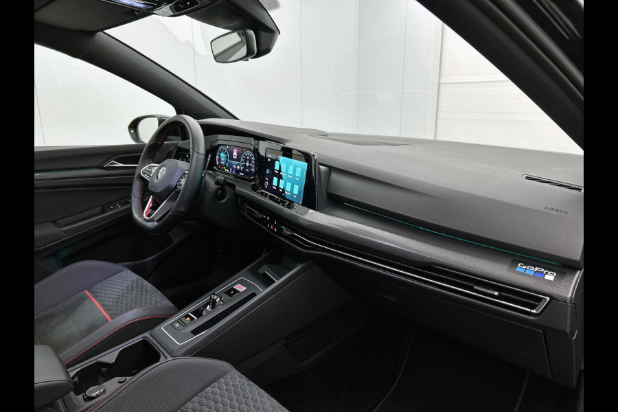 Volkswagen Golf 2.0 TSI GTI Clubsport (Panoramadak, Carplay, Camera, StoelV, SfeerV, Adapt cruise, Etc)