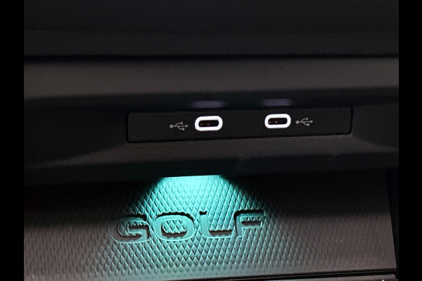 Volkswagen Golf 2.0 TSI GTI Clubsport (Panoramadak, Carplay, Camera, StoelV, SfeerV, Adapt cruise, Etc)
