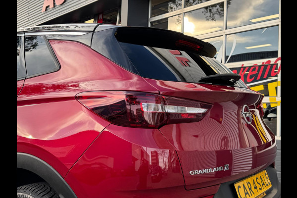 Opel Grandland X 1.2 Turbo Innovation - Navigatie / Apple CarPlay I Airco I PDC I LED I Sport velgen I Dealer onderhouden I
