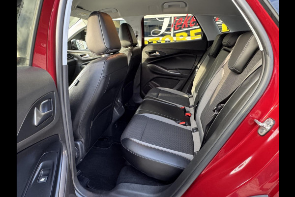 Opel Grandland X 1.2 Turbo Innovation - Navigatie / Apple CarPlay I Airco I PDC I LED I Sport velgen I Dealer onderhouden I