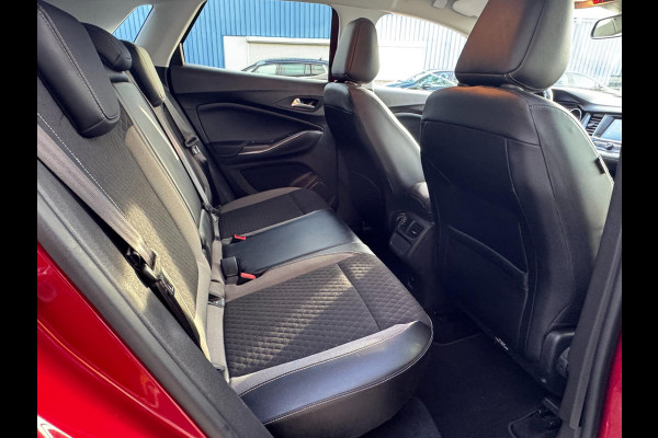 Opel Grandland X 1.2 Turbo Innovation - Navigatie / Apple CarPlay I Airco I PDC I LED I Sport velgen I Dealer onderhouden I