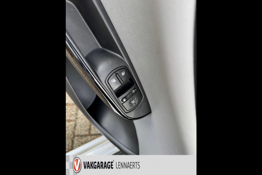 Opel Corsa 1.0 Turbo Business+ 5d Rijklaarprijs / 12 mnd bovag garantie