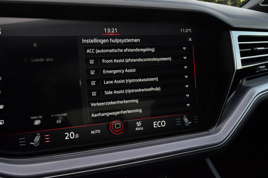 Volkswagen Touareg 3.0 TSi eHybrid 4MOTION / Puglia/ Adaptive Cruise Control/ Trekhaak/ Panoramadak/