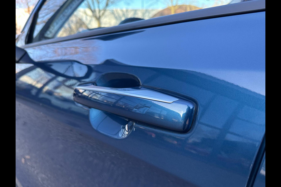 Lynk & Co 01 1.5 PHEV PLUG-IN HYBRIDE | COMPLETE AUTO | ELEKTRISCH PANORAMADAK | FULL OPTIONS |  RIJKLAAR GELEVERD 12 MND BOVAG GARANTIE |