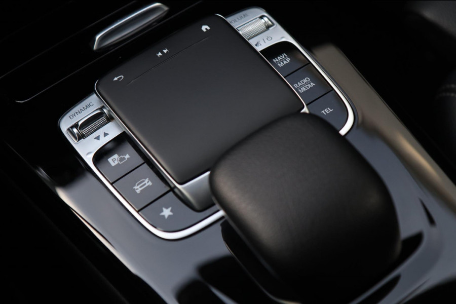 Mercedes-Benz A-Klasse 200 Business Solution / CAMERA / CARPLAY / NAP!