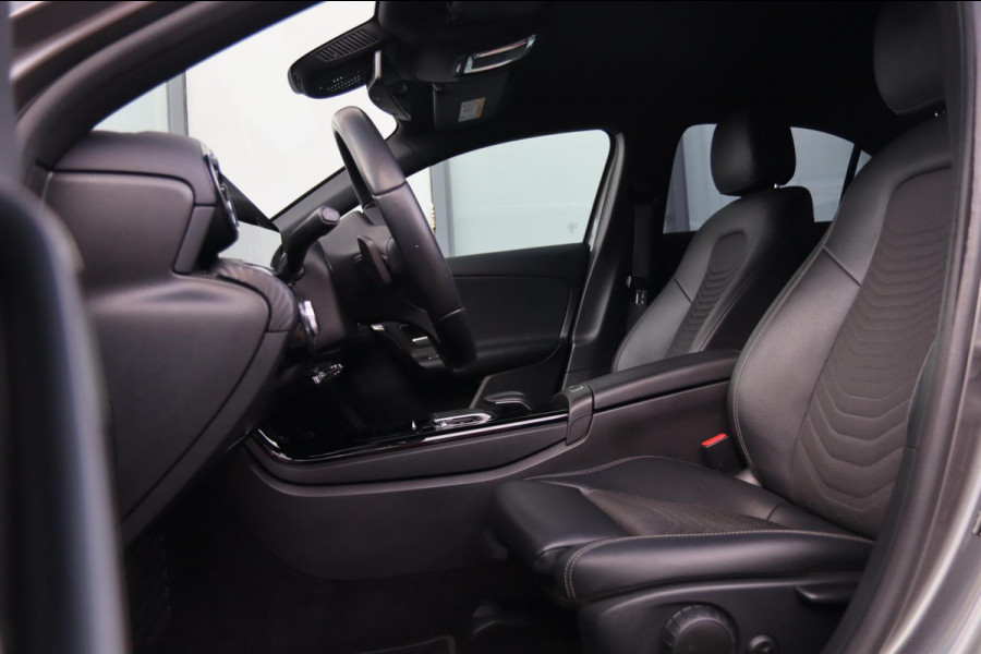 Mercedes-Benz A-Klasse 200 Business Solution / CAMERA / CARPLAY / NAP!