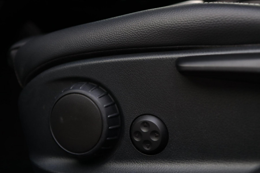 Mercedes-Benz A-Klasse 200 Business Solution / CAMERA / CARPLAY / NAP!