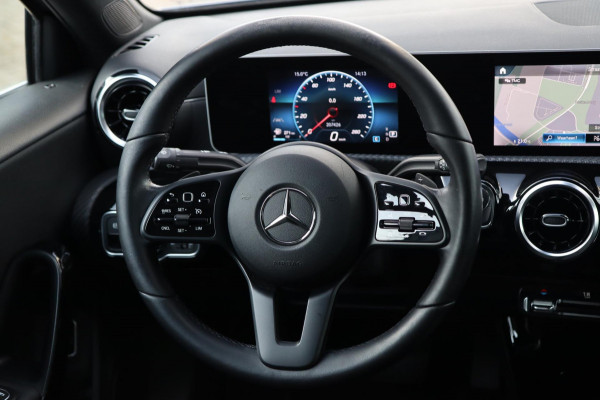 Mercedes-Benz A-Klasse 200 Business Solution / CAMERA / CARPLAY / NAP!