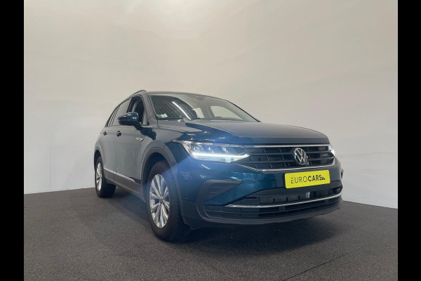 Volkswagen Tiguan 1.4 TSI 245pk eHybrid Life Business Panoramadak Navigatie Apple Carplay/Android Auto Camera Parkeersensoren Adaptive Cruise Control Elektrische achterklep Virtual Cockpit Lichtmetalen velgen Climate Control