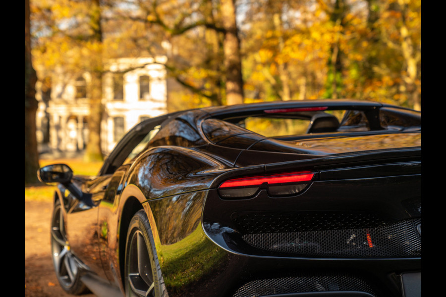 Ferrari 296 GTS 3.0 V6 | Racing Seats | Lift | JBL | Camera