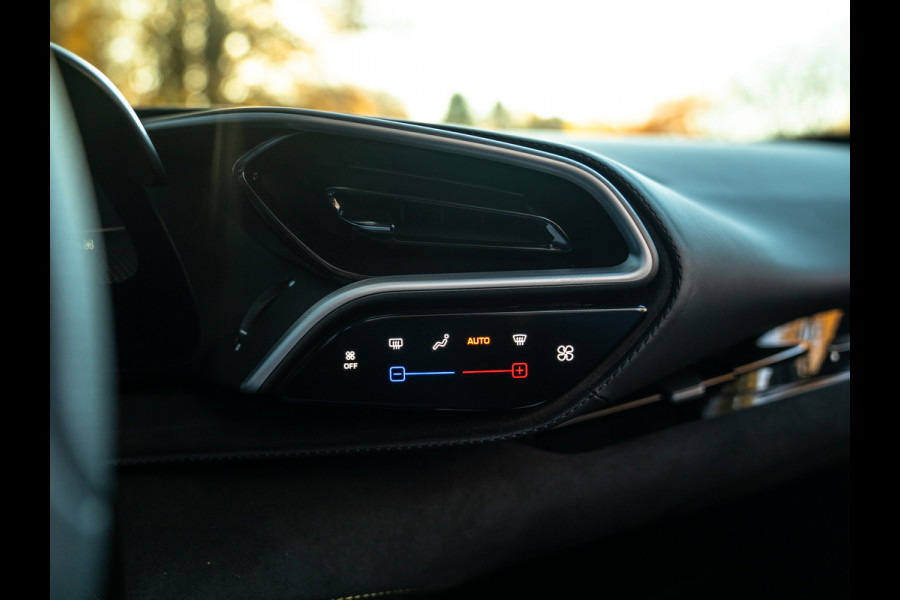 Ferrari 296 GTS 3.0 V6 | Racing Seats | Lift | JBL | Camera