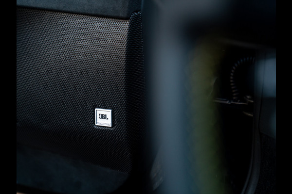 Ferrari 296 GTS 3.0 V6 | Racing Seats | Lift | JBL | Camera