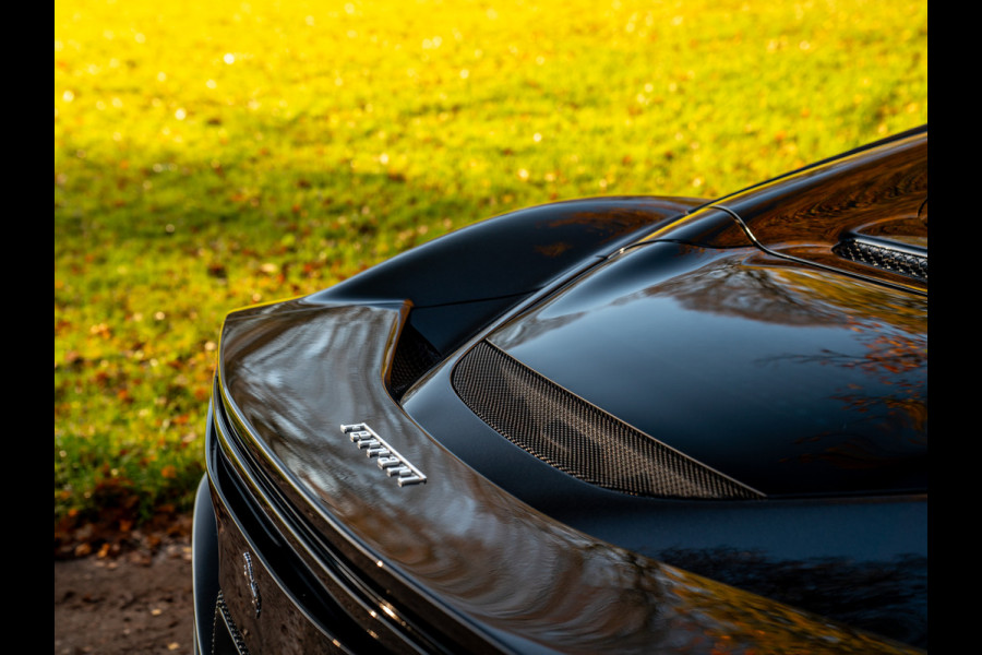 Ferrari 296 GTS 3.0 V6 | Racing Seats | Lift | JBL | Camera