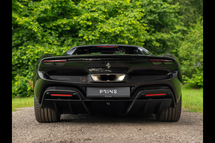 Ferrari 296 GTB 3.0 V6 | Lift | CarPlay | Racing Seats | Adapt. koplampen