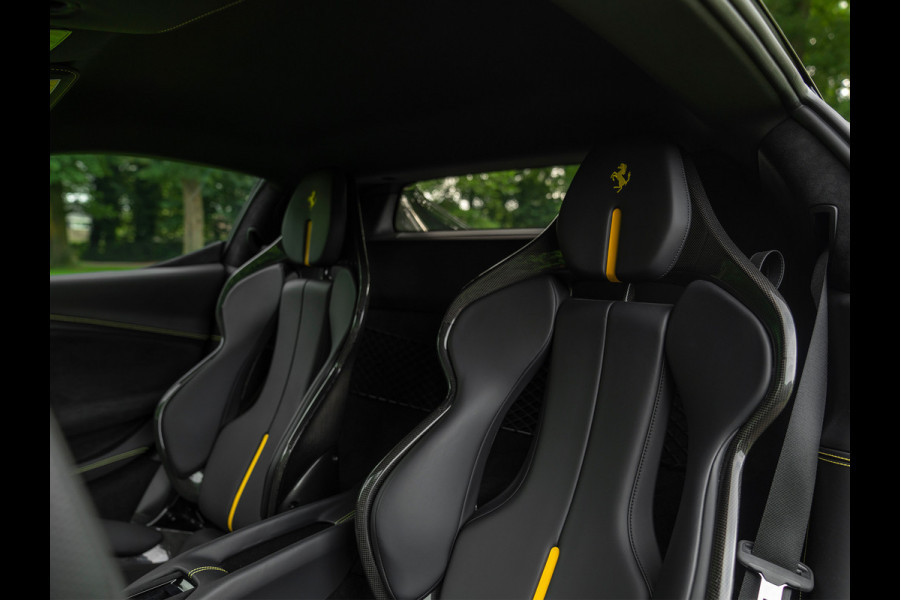 Ferrari 296 GTB 3.0 V6 | Lift | CarPlay | Racing Seats | Adapt. koplampen