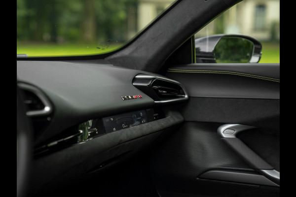 Ferrari 296 GTB 3.0 V6 | Lift | CarPlay | Racing Seats | Adapt. koplampen