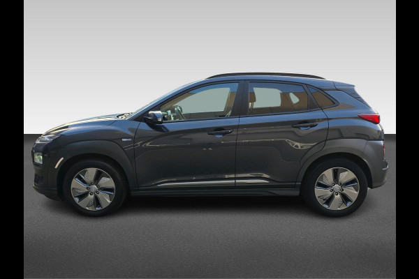 Hyundai Kona EV Premium 64 kWh | Automaat | Stoelverwarming/koeling |Stuurverwarming | Volleder | Headup Display |