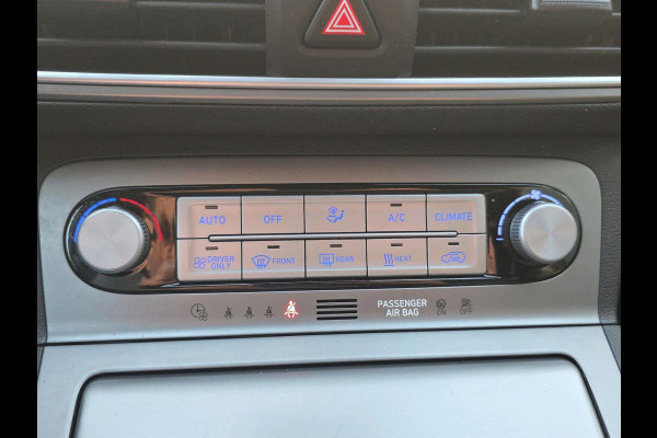 Hyundai Kona EV Premium 64 kWh | Automaat | Stoelverwarming/koeling |Stuurverwarming | Volleder | Headup Display |