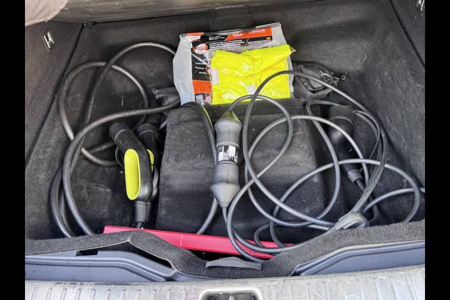 Lynk & Co 01 1.5 | PHEV | FABRIEKSGARANTIE |COMPLETE AUTO| PANO| 360 CAMERA| ELEK. ACHTERKLEP| DODE HOEK| MEM. STOEL|