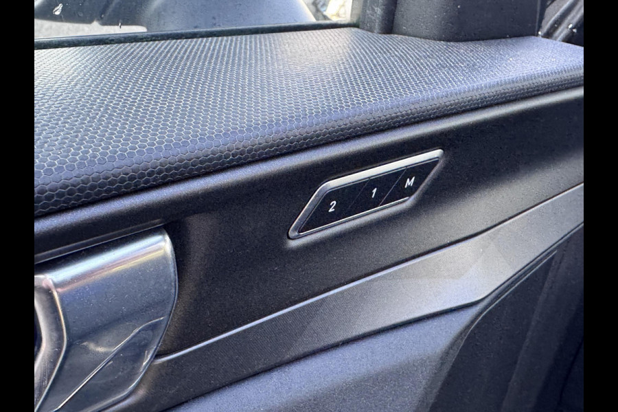 Lynk & Co 01 1.5 | PHEV | FABRIEKSGARANTIE |COMPLETE AUTO| PANO| 360 CAMERA| ELEK. ACHTERKLEP| DODE HOEK| MEM. STOEL|