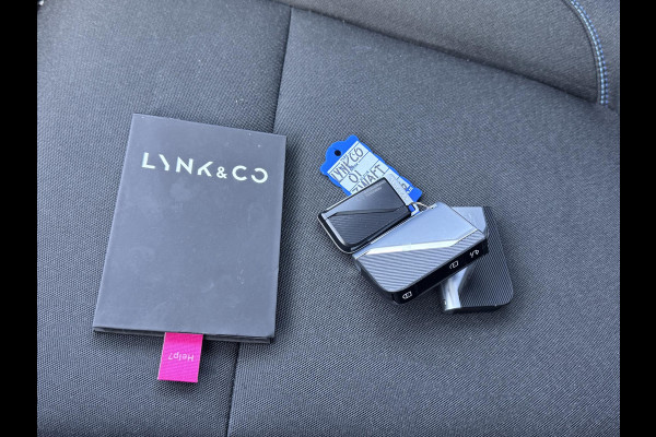 Lynk & Co 01 1.5 | PHEV | FABRIEKSGARANTIE |COMPLETE AUTO| PANO| 360 CAMERA| ELEK. ACHTERKLEP| DODE HOEK| MEM. STOEL|