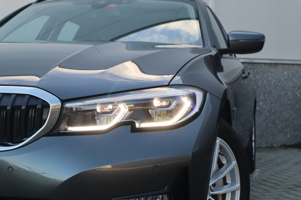 BMW 3 Serie Touring 330e xDrive Business Edition Plus Pano dak / Laser / Sportstoelen / Leder /