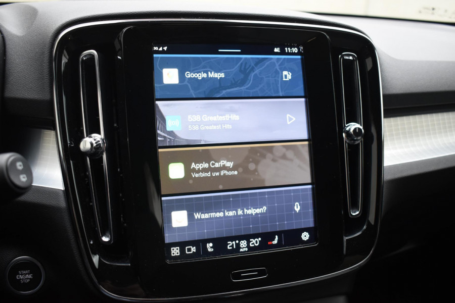Volvo XC40 B4 211PK Automaat Plus Dark / Navigatie / Adaptive Cruise / Harman Kardon / Stuur- & Stoelverwarming / Elektrische achterklep / Achteruitrijcamera / Elektrische stoelverst. met geheugen