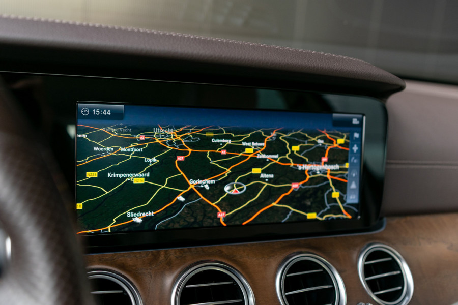 Mercedes-Benz E-Klasse Estate 250 Avantgarde ACC|Standkachel|Comand|360|Burmester|Mem|Exclusive|Volledige historie