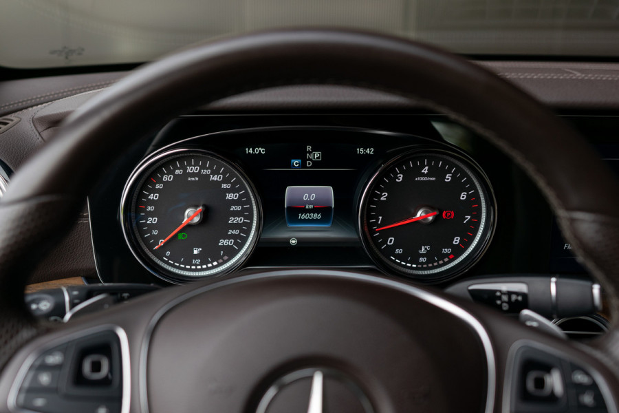 Mercedes-Benz E-Klasse Estate 250 Avantgarde ACC|Standkachel|Comand|360|Burmester|Mem|Exclusive|Volledige historie