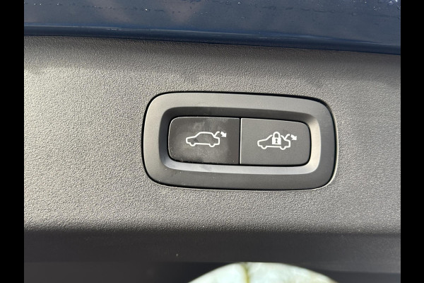 Lynk & Co 01 1.5 | 11.000KM! PHEV PLUG-IN HYBRIDE | COMPLETE AUTO / ZWARTE HEMEL | ELEKTRISCH PANORAMADAK | FULL OPTIONS | LYNK & CO GARANTIE T/M 4-2028 | RIJKLAAR GELEVERD | BTW VERREKENBAAR