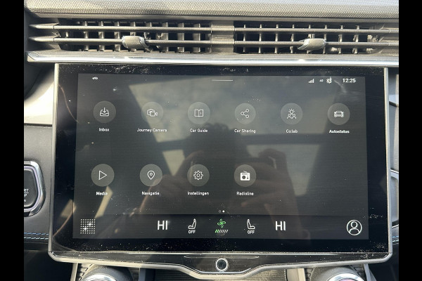 Lynk & Co 01 1.5 | 11.000KM! PHEV PLUG-IN HYBRIDE | COMPLETE AUTO / ZWARTE HEMEL | ELEKTRISCH PANORAMADAK | FULL OPTIONS | LYNK & CO GARANTIE T/M 4-2028 | RIJKLAAR GELEVERD | BTW VERREKENBAAR