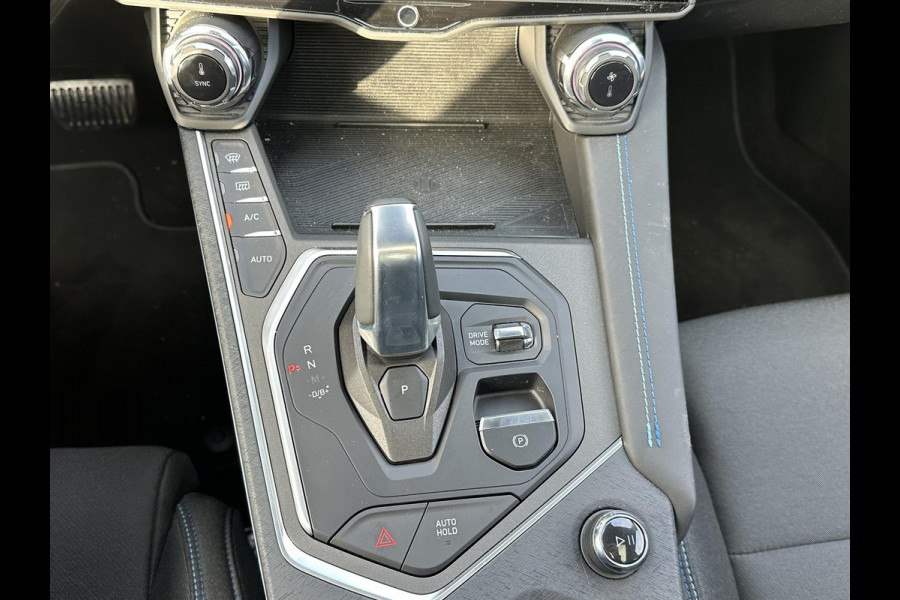 Lynk & Co 01 1.5 | 11.000KM! PHEV PLUG-IN HYBRIDE | COMPLETE AUTO / ZWARTE HEMEL | ELEKTRISCH PANORAMADAK | FULL OPTIONS | LYNK & CO GARANTIE T/M 4-2028 | RIJKLAAR GELEVERD | BTW VERREKENBAAR